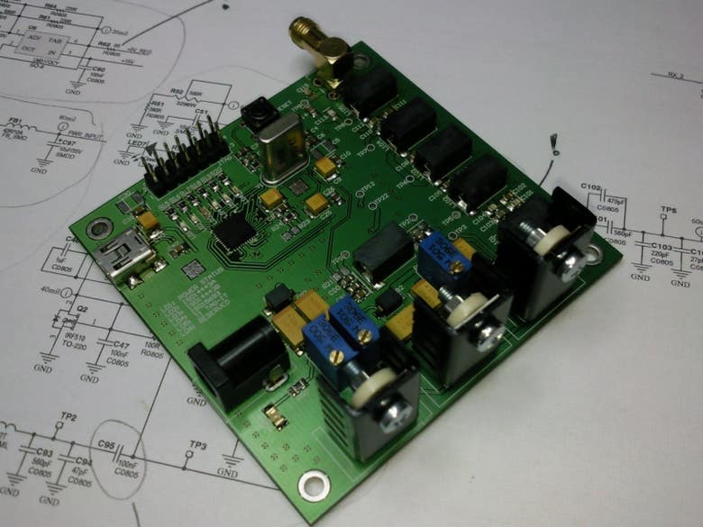 13.56 MHz RFID reader with power amplifier