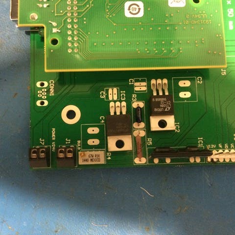 DAQ extension board for motor control and reading sensors