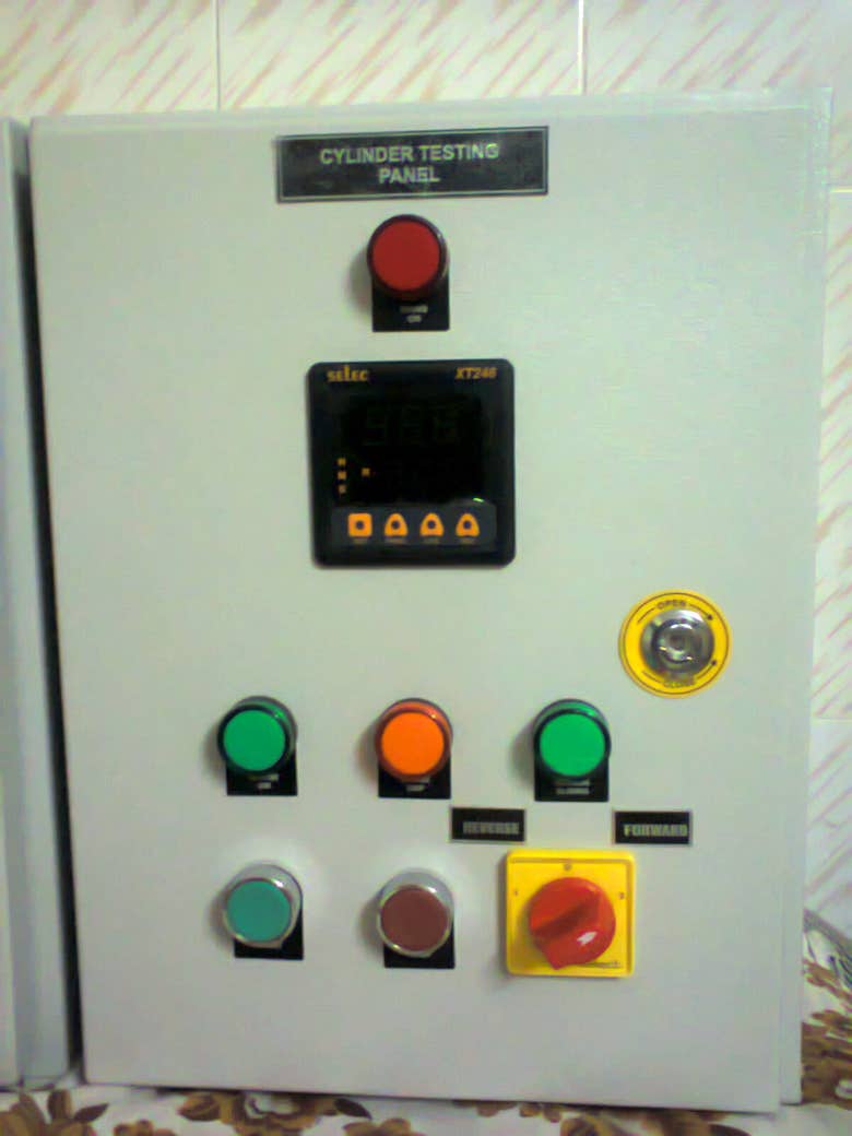 Cylinder Testing Panel
