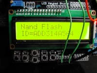 Close up of the Arduino Nand-Flash screen display