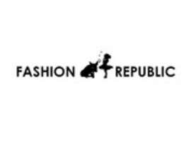 #585 para Logo design for a fashion magazine de mariacalderon97